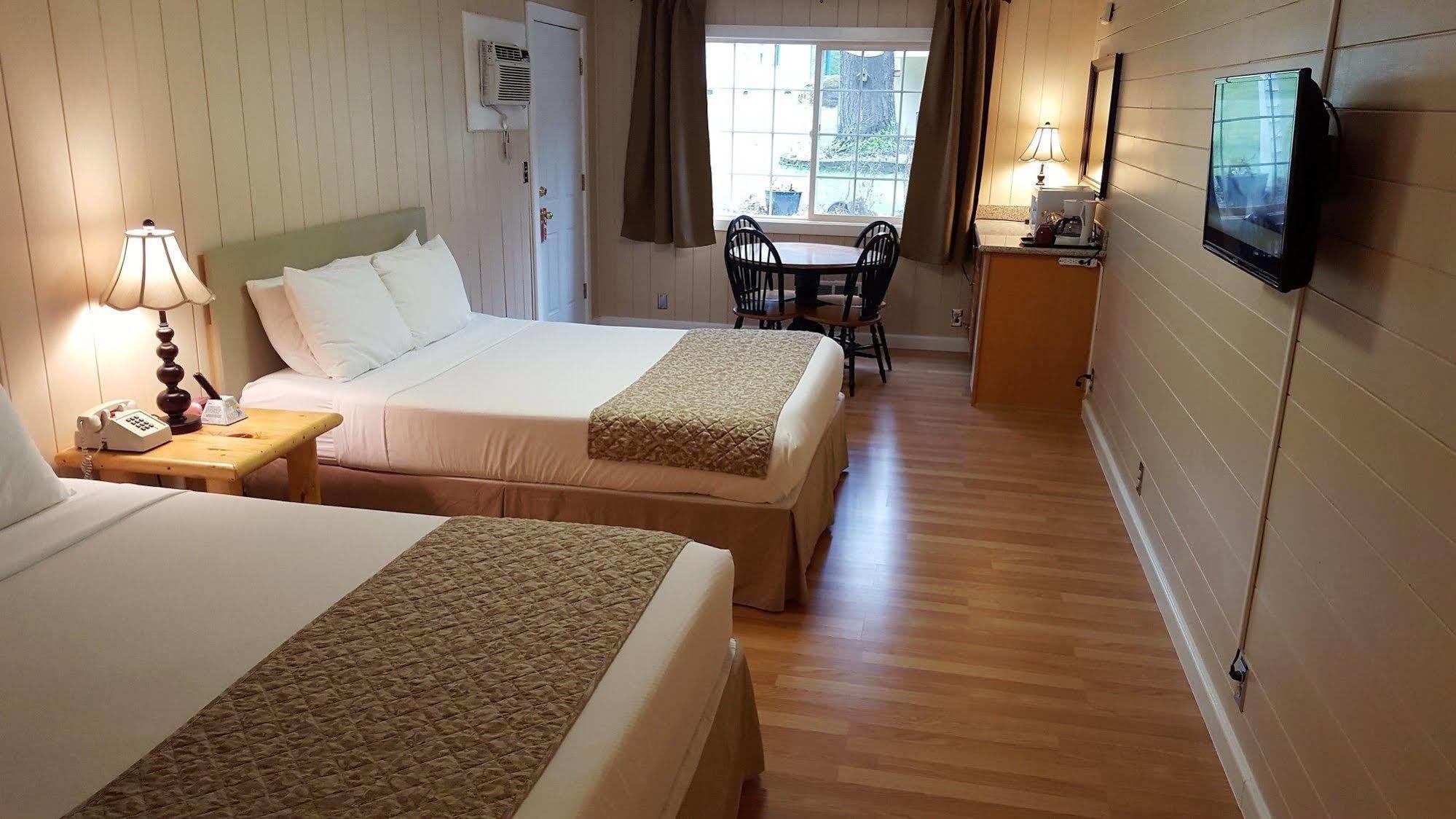 Mountain View Lodge - No Pets Allowed Packwood Extérieur photo