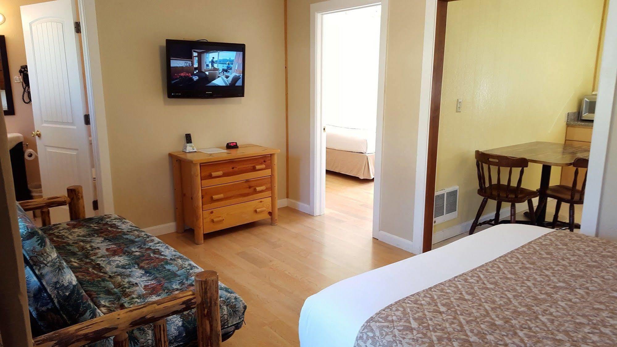 Mountain View Lodge - No Pets Allowed Packwood Extérieur photo